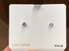 Laden Sie das Bild in den Galerie-Viewer, Blue Topaz 14 K Yellow Gold 0.64 Carat Stud Earrings