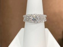 Charger l&#39;image dans la galerie, Diamond Engagement Ring White Gold