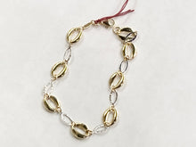 Charger l&#39;image dans la galerie, White And Yellow Gold Bracelet