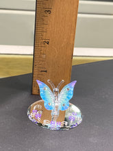 Cargar imagen en el visor de la galería, Blue Butterfly Glass Figurine