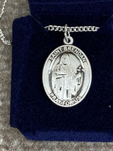 Cargar imagen en el visor de la galería, Saint Brendan Silver Pendant With Chain Religious