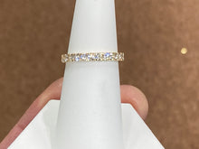 Load image into Gallery viewer, Half Carat Diamond Gold Band