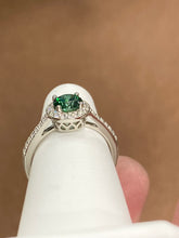 Load image into Gallery viewer, Green Swarovski Zirconia Silver Halo Ring