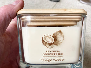 Renewing Coconut And Iris Yankee Candle