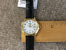 Charger l&#39;image dans la galerie, Seiko Women&#39;s Gold Tone Black Leather Strap Watch