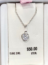 Cargar imagen en el visor de la galería, Silver Cubic Zirconia Heart Necklace