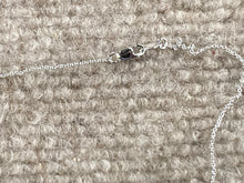 Charger l&#39;image dans la galerie, Silver Cubic Zirconia Heart Necklace