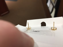 Cargar imagen en el visor de la galería, Ruby 14 K Yellow Gold Stud Earrings