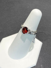 Charger l&#39;image dans la galerie, Garnet And Cubic Zirconia Silver Ring