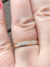 Cargar imagen en el visor de la galería, Gold Channel Set Diamond Wedding Ring Quarter Carat