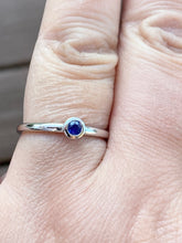 Load image into Gallery viewer, Sapphire Silver Ring