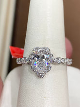 Cargar imagen en el visor de la galería, Pear Shaped Diamond Engagement  Ring