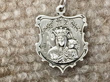 Charger l&#39;image dans la galerie, Our Lady Of Czestochowa Silver Pendant With Chain Religious