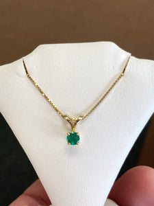 Emerald Gold Pendant And Chain