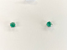 Cargar imagen en el visor de la galería, Emerald 14 K White Gold Stud Earrings 0.54 Carats