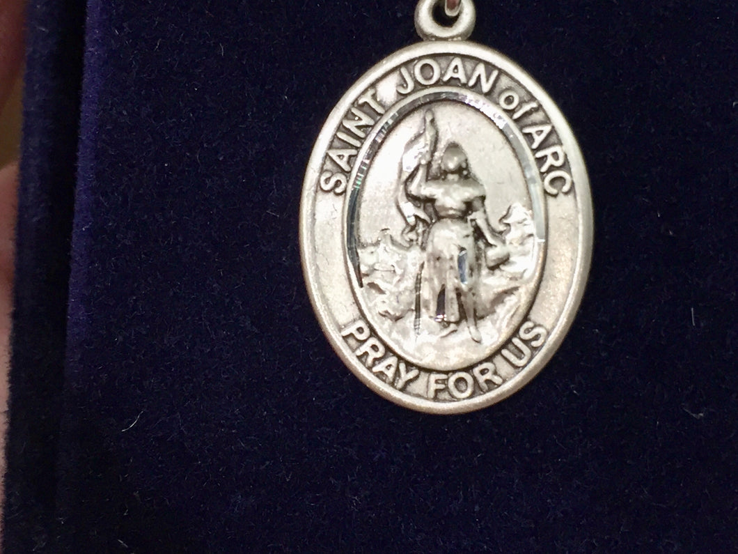 Saint Joan Of Arc Silver Medal And 18 Inch Silver Chain Religious