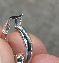 Load image into Gallery viewer, Cape Cod Silver Hoop Earrings