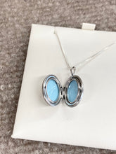 Load image into Gallery viewer, Silver Diamond Locket