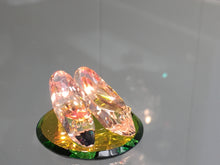 Cargar imagen en el visor de la galería, Crystal Slippers Figurine