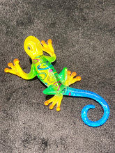 Cargar imagen en el visor de la galería, Gecko Hawaii Glass Figurine