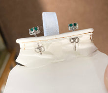 Load image into Gallery viewer, Synthetic Round Emerald Silver Earrings