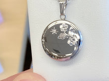 Charger l&#39;image dans la galerie, Silver Diamond Locket With Chain
