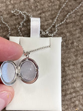Load image into Gallery viewer, Silver Diamond Locket With Chain