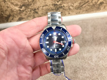 Load image into Gallery viewer, Seiko Prospex Divers Watch Solar