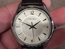 Load image into Gallery viewer, Seiko Leather Strap Watch