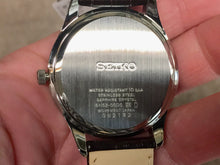 Load image into Gallery viewer, Seiko Leather Strap Watch