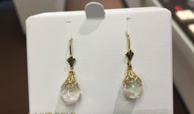 Charger l&#39;image dans la galerie, 14 K Gold Snow Globe Dangle Earrings