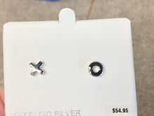 Load image into Gallery viewer, Hug And Kiss Silver Earrings
