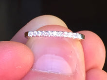 Cargar imagen en el visor de la galería, 14 K White Gold Diamond Band/Ring 0.20  Carats