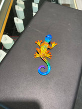 Cargar imagen en el visor de la galería, Gecko Kona Glass Figurine