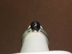 Black Pearl And Diamond 14 K White Gold Ring