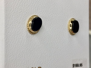 Oval Cabachon Onyx 14 K Yellow Gold Stud Earrings