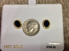 Cargar imagen en el visor de la galería, Oval Cabachon Onyx 14 K Yellow Gold Stud Earrings