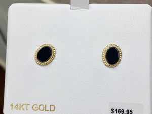 Oval Cabachon Onyx 14 K Yellow Gold Stud Earrings