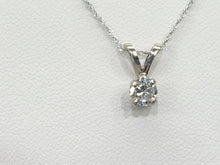 Cargar imagen en el visor de la galería, Diamond Pendant With Chain White Gold